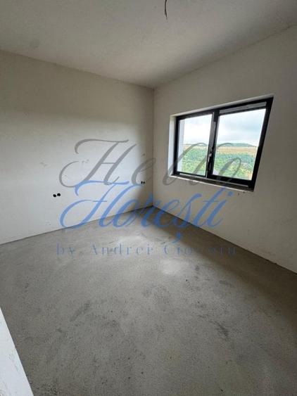 Duplex cu 4 camere cu Canalizare în Feleacu