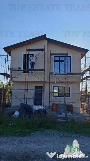 Casă cu 4 camere cu Teren 500 Mp în Frumușani