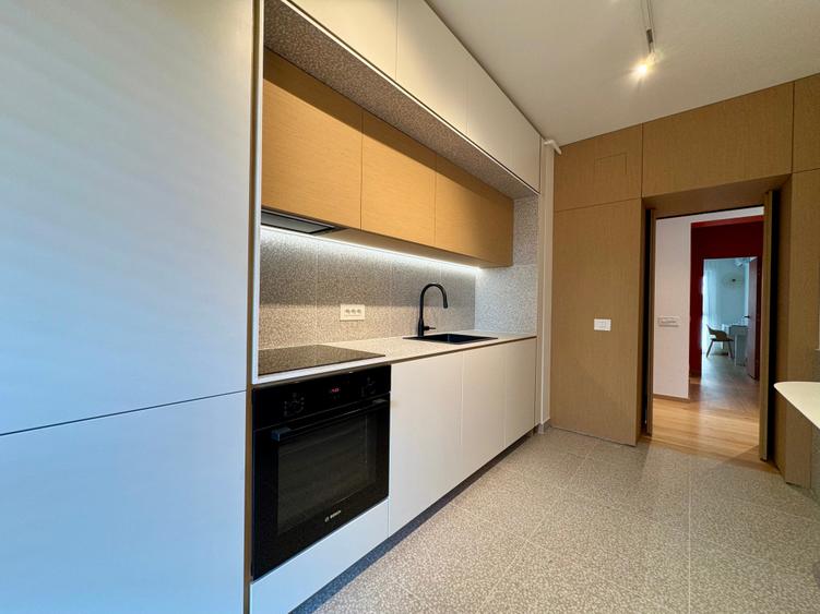 Apartament cu 3 camere decomandat în Pipera