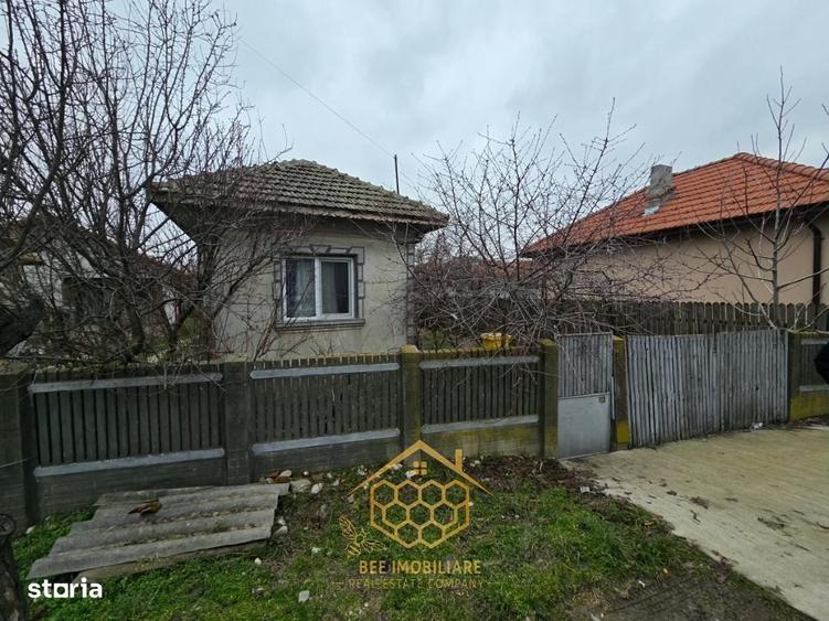 Spațiu comercial, în Podari