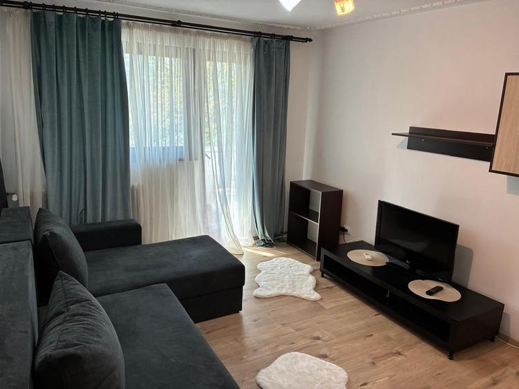 Apartament cu 2 camere semidecomandat, mobilat în Drumul Taberei