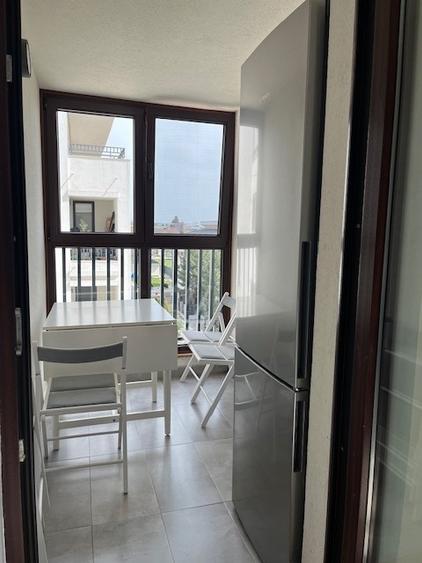 Apartament cu 2 camere semidecomandat, mobilat în Central