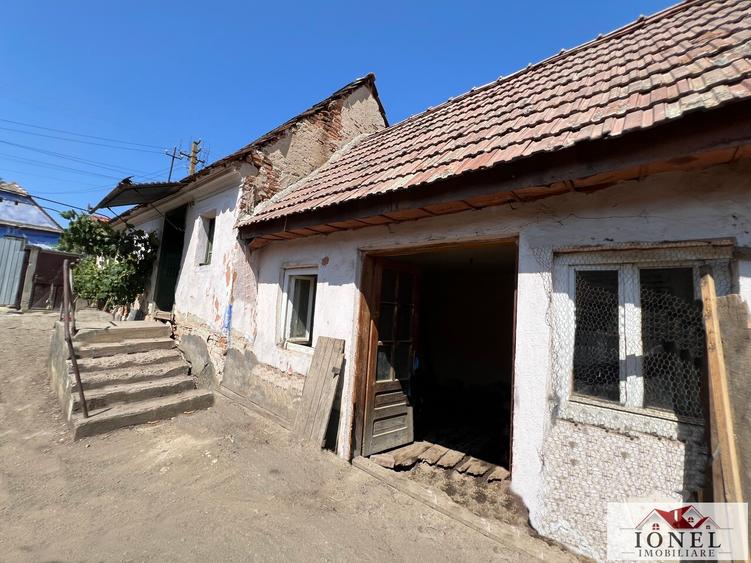 Casă individuală cu 3 camere cu Canalizare în Cut