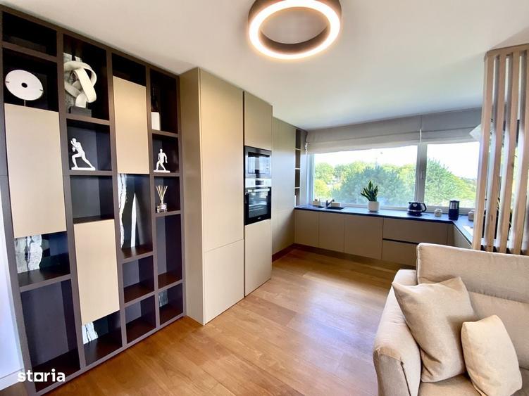 Apartament cu 3 camere semidecomandat în Ciupercenii Noi