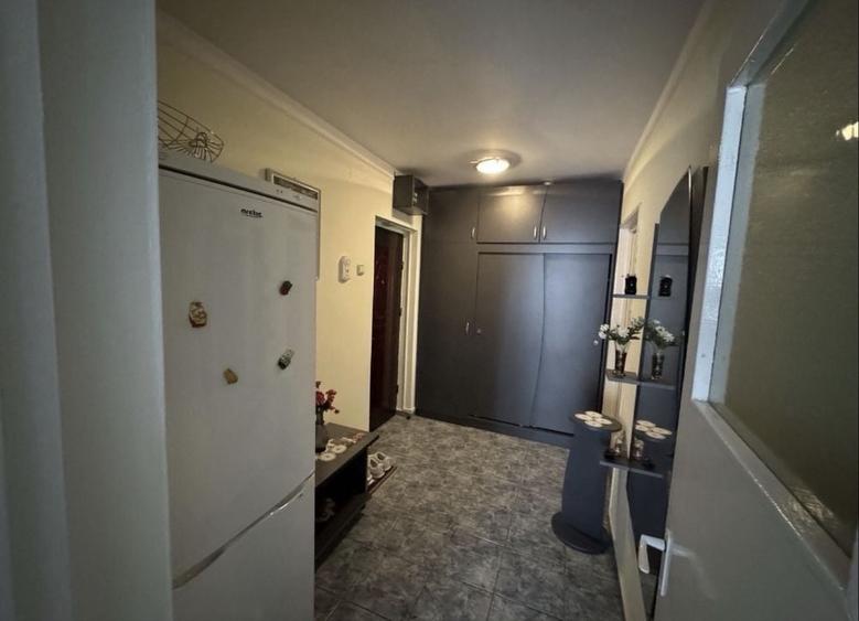 Apartament cu 2 camere decomandat în Satu Nou