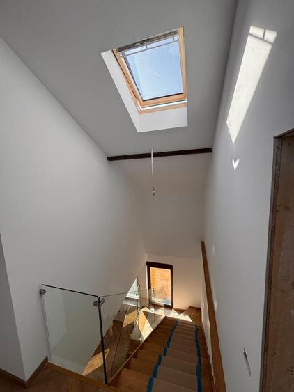 Casă cu 4 camere cu Teren 290 Mp în Gruia