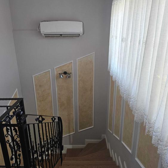 Casă cu 4 camere în Vladimirescu