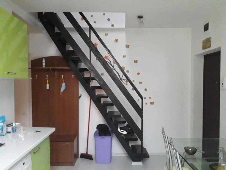 Apartament cu 3 camere decomandat în Dosu Bricii