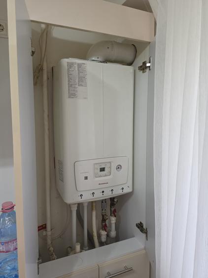Apartament cu 2 camere decomandat în Progresul