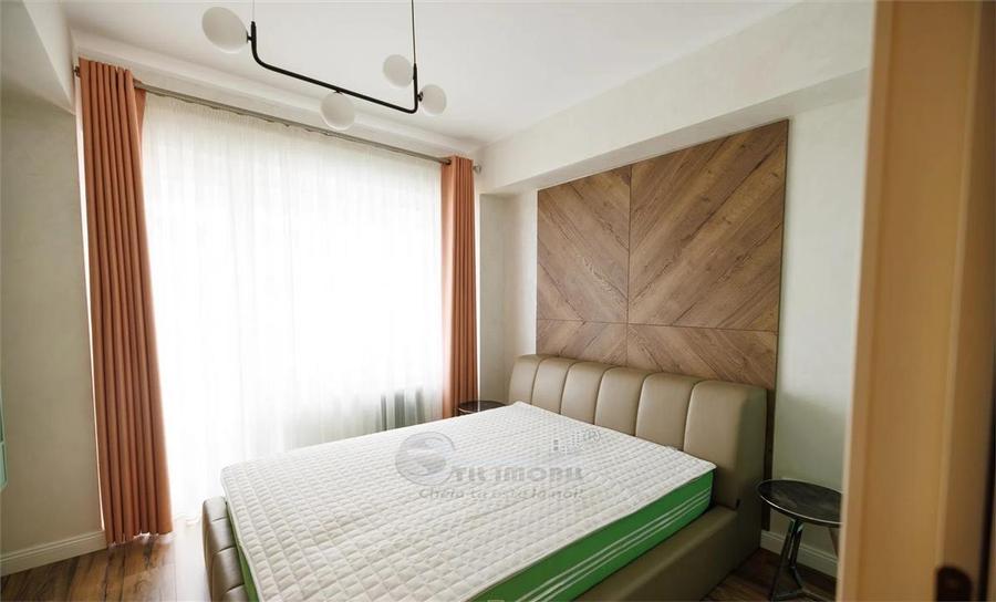 Apartament cu 3 camere semidecomandat în Copou