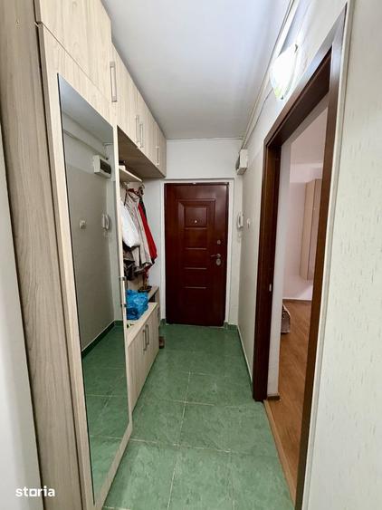 Apartament cu 2 camere decomandat în Pelican