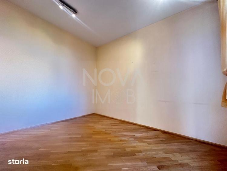 Apartament cu 4 camere în Central