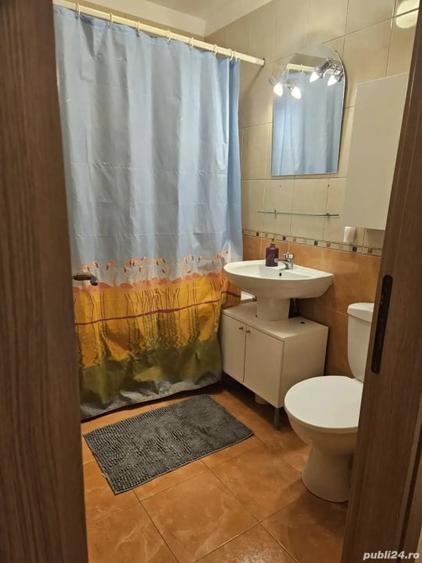 Apartament cu 2 camere decomandat în Vitan