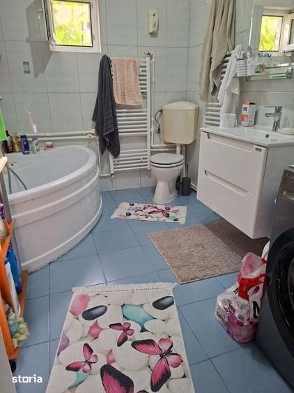 Casă cu 4 camere cu Teren 720 Mp în Limanu