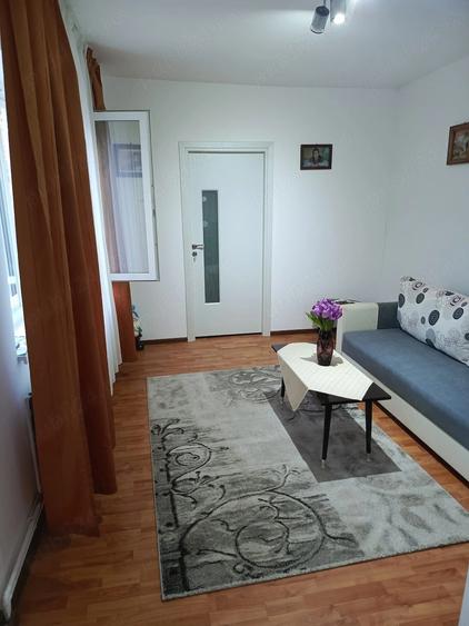 Casă cu 4 camere cu Teren 430 Mp în Central