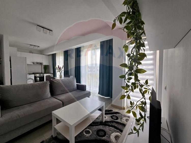 Apartament cu 2 camere, mobilat în Florești