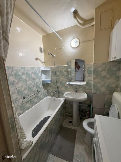 Apartament 2 camere Dristor, decomandat, loc parcare si boxa - 2
