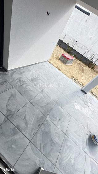 Casă cu 5 camere cu Teren 424 Mp în Cetate