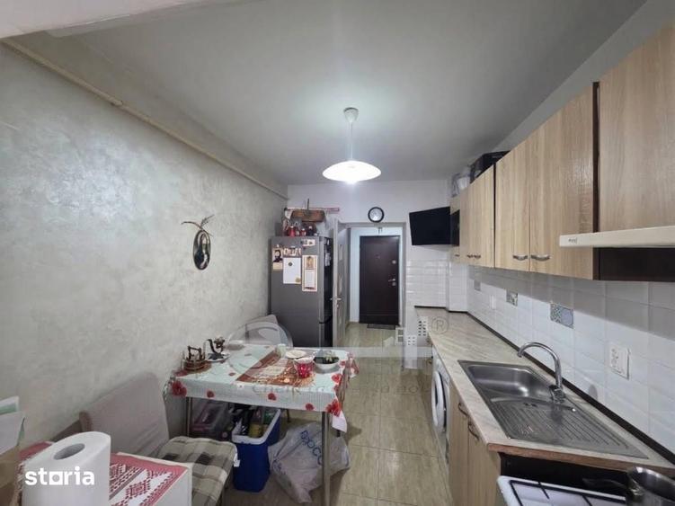 Garsonieră decomandată în Valea Lupului