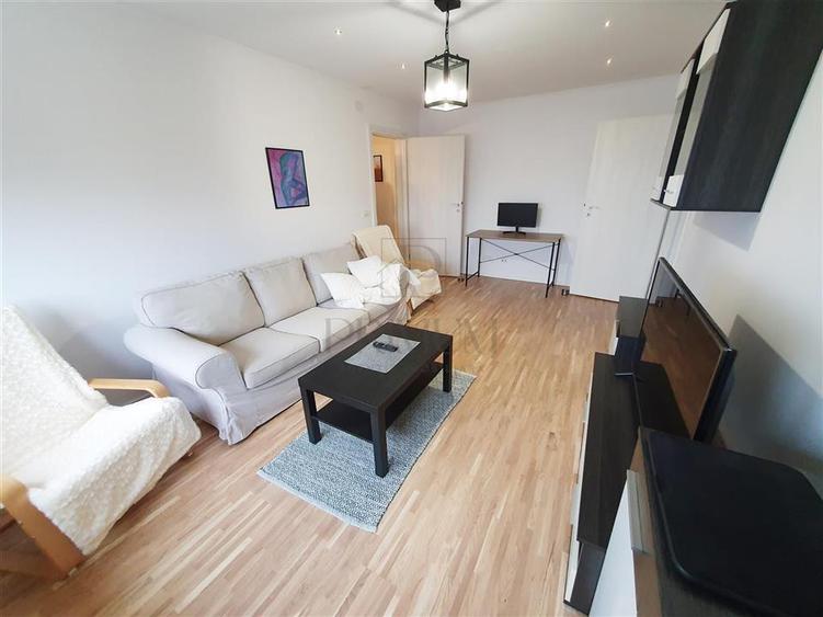 Apartament cu 3 camere semidecomandat, mobilat în Iosefin