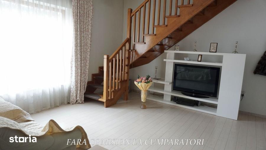 Casă cu 7 camere cu Teren 374 Mp în 1 Mai