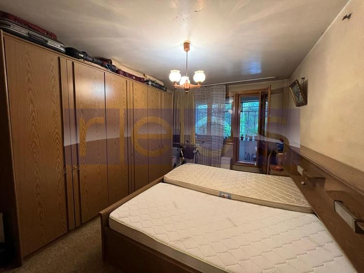 Apartament cu 3 camere decomandat în Tineretului