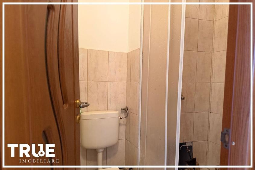Apartament cu 3 camere decomandat în Tudor
