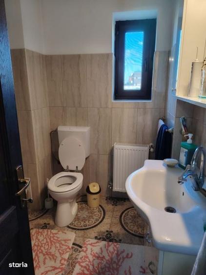 Casă cu 4 camere cu Teren 570 Mp în Aeroport