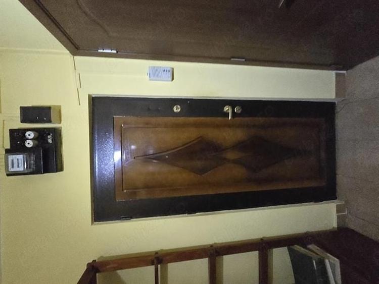 Apartament cu 2 camere decomandat în Drumul Taberei