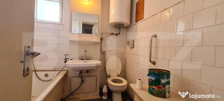 Apartament cu 3 camere decomandat în Griviței