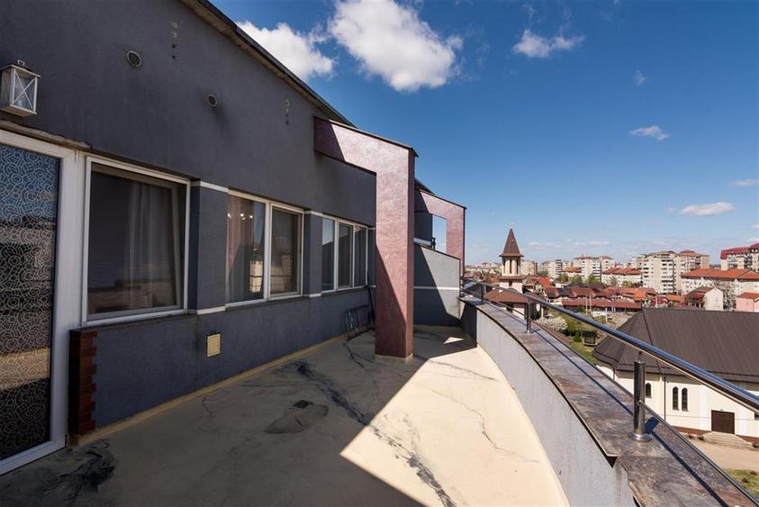 Apartament cu 2 camere decomandat în Nufărul