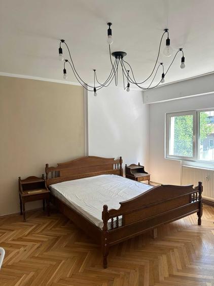 Apartament cu 2 camere decomandat în Polivalentă