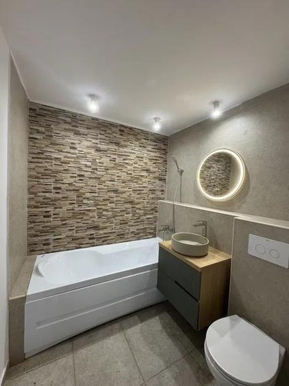 Apartament cu 3 camere decomandat în Ștefan cel Mare