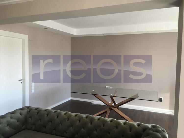 Apartament cu 3 camere în Ștefăneștii de Jos