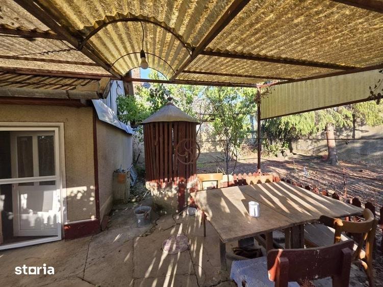 Casă cu 4 camere cu Teren 1190 Mp în Cetariu