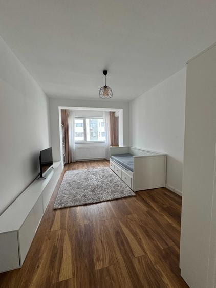 Garsonieră decomandată în Central