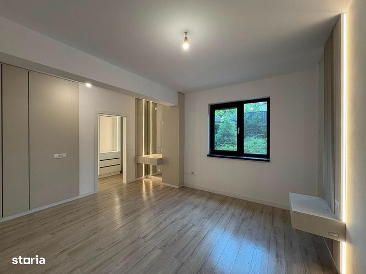 Apartament cu 4 camere în Valea Adâncă