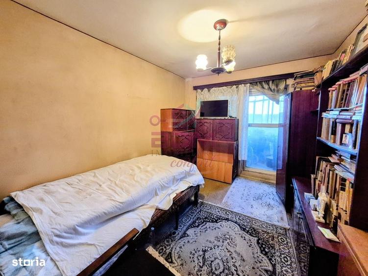 Apartament cu 3 camere decomandat în Micro 1