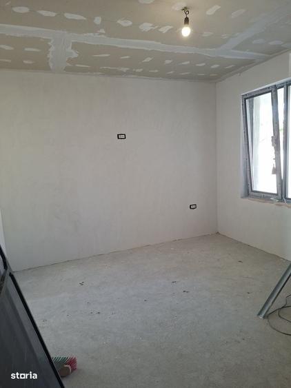 Casă cu 3 camere cu Teren 447 Mp în Central
