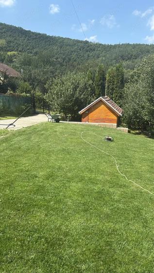 Casă cu Teren 503 Mp în Sadu