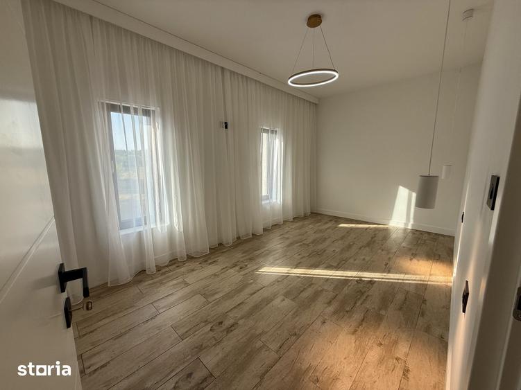 Casă cu 5 camere cu Teren 434 Mp în Afumați