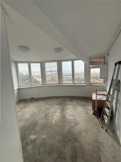 Apartament cu 3 camere decomandat în Gara