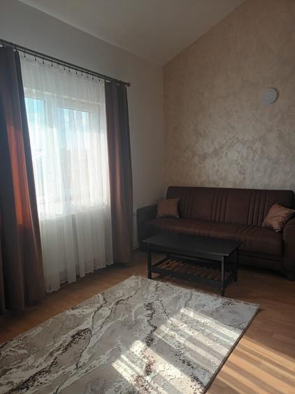 Apartament cu 2 camere decomandat în Universității