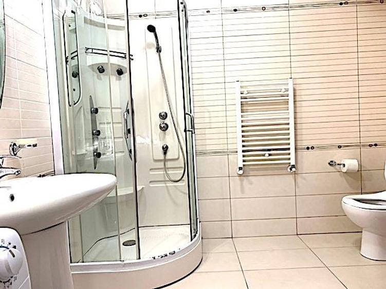 Apartament cu 3 camere decomandat în Herăstrău