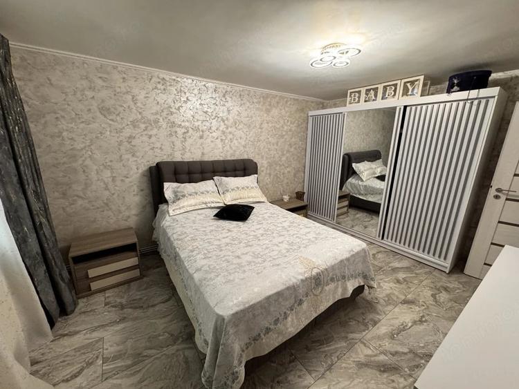 Apartament cu 4 camere decomandat în Lăpuș Argeș