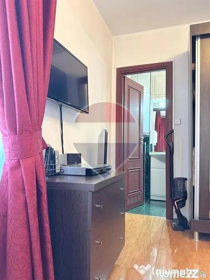 Apartament cu 4 camere decomandat în Fundeni