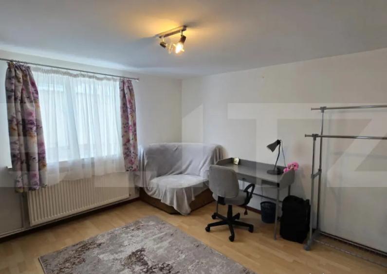 Casă cu 5 camere cu Teren 520 Mp în Exterior Nord