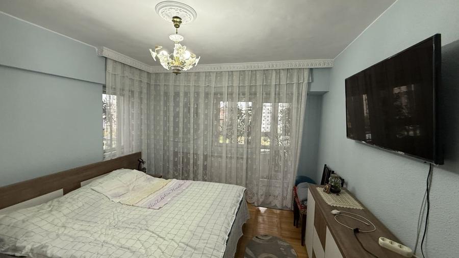Apartament cu 2 camere decomandat în Unirii