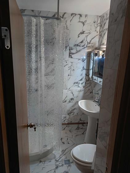 Apartament cu 3 camere decomandat în Găvana