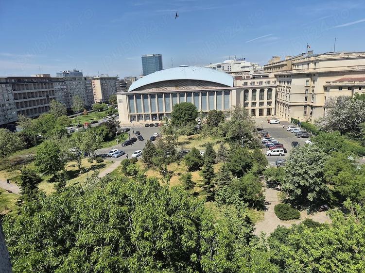 Apartament cu 2 camere semidecomandat în Sala Palatului